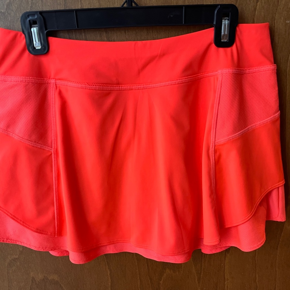 Athleta Bustle Tierd Skort